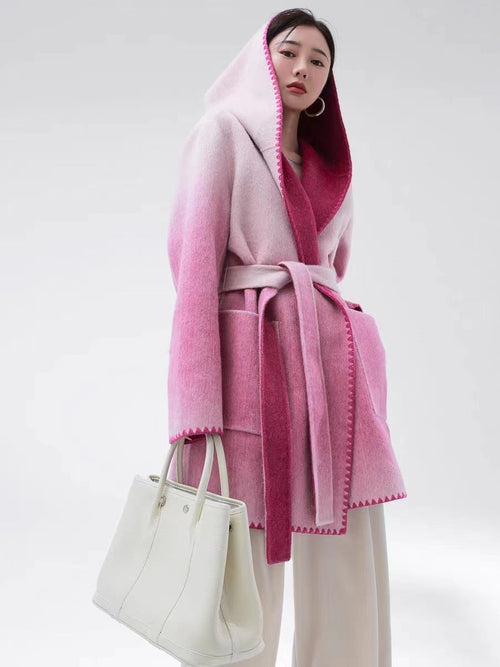 Reversible Cashmere Coat – Luxury & Versatility